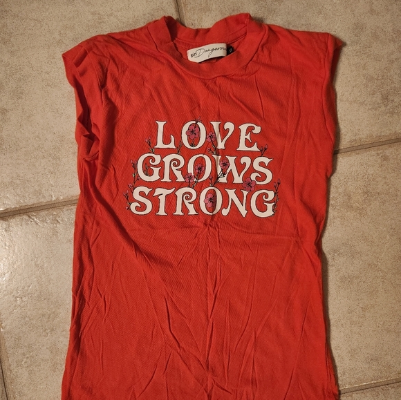 Girl dangerous orange womens tshirt love grows strong front sign size xs - Picture 5 of 11
